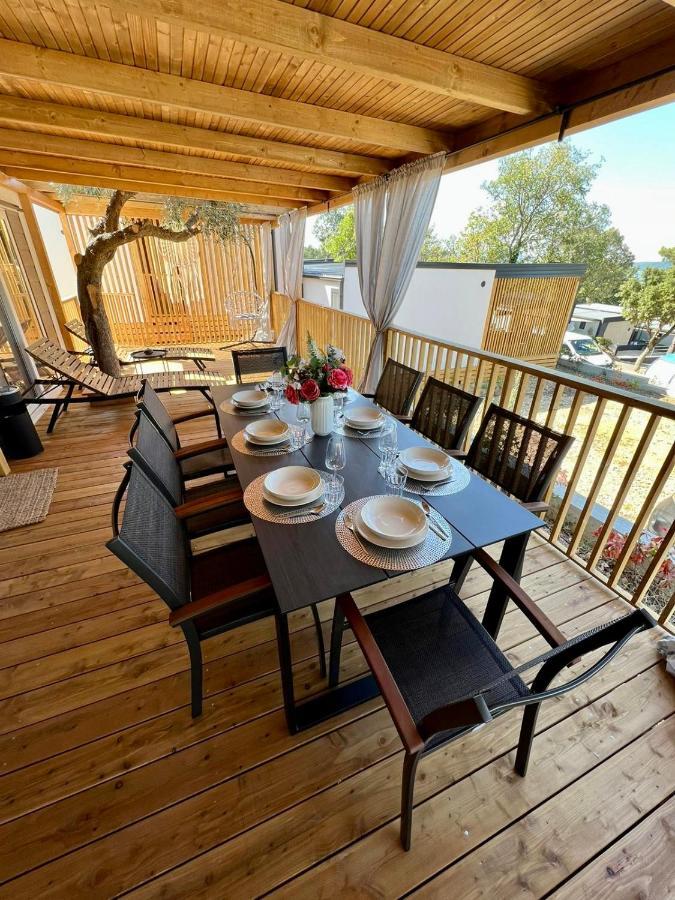 Villa Family Grand De Luxe Mobilhome Selce Exteriör bild