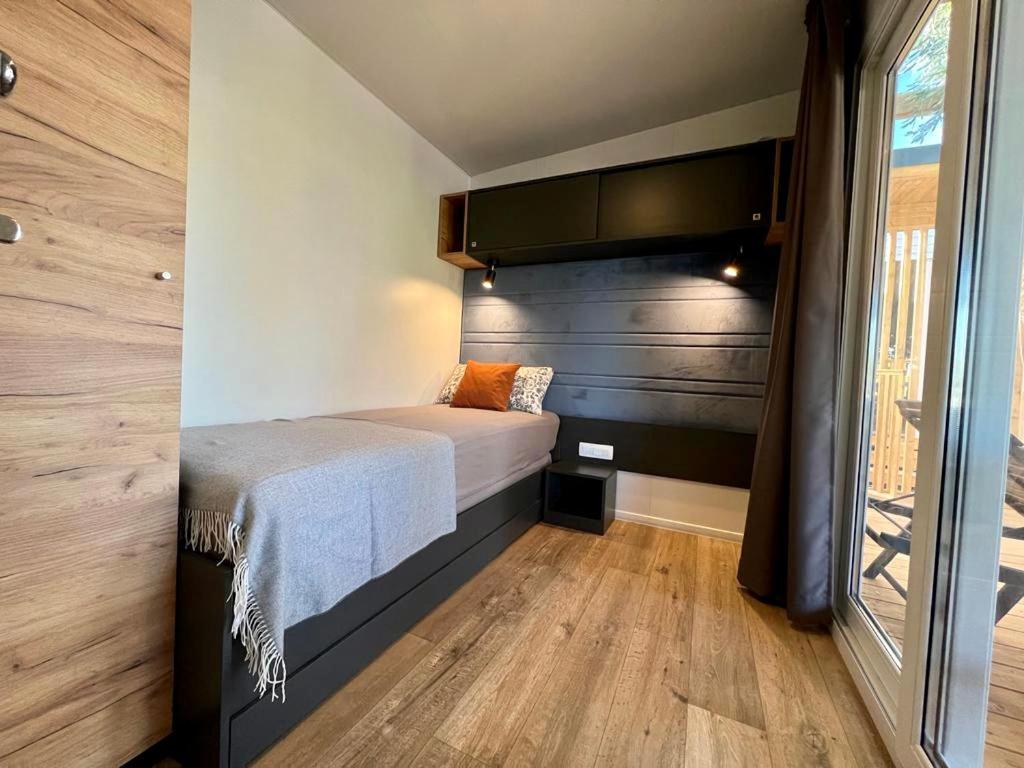 Villa Family Grand De Luxe Mobilhome Selce Exteriör bild